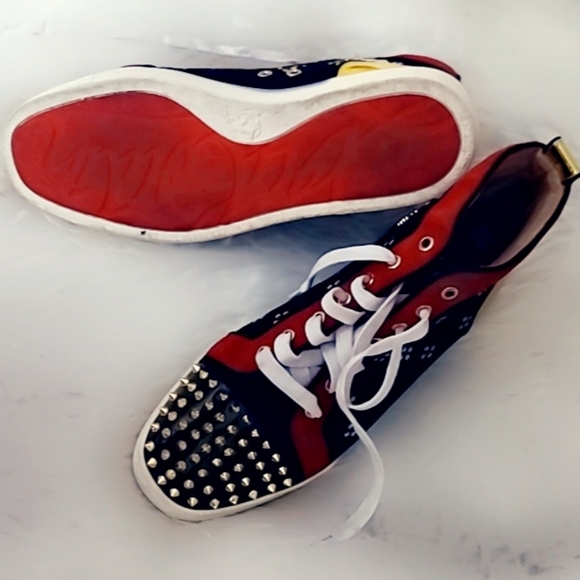 Red bottom shoe - Picture 1 of 1